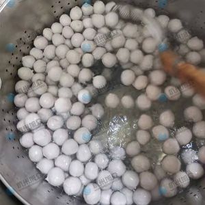 多功能全自動(dòng)包心肉丸機(jī)客戶反饋不錯(cuò)！