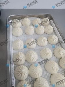 旭眾包子機(jī)上門安裝，現(xiàn)場調(diào)試完成成型效果棒！