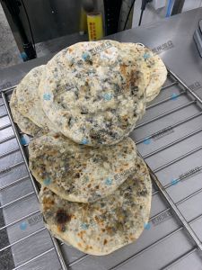 512包子機(jī)做金華烙，餅梅菜豬油餡，多功能非常實(shí)用！